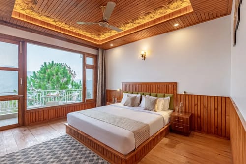Querencia | Pet-friendly 5-BHK Villa With Sunset & Hill Views  – 5 bedroom villa in Kasauli, Himachal Pradesh