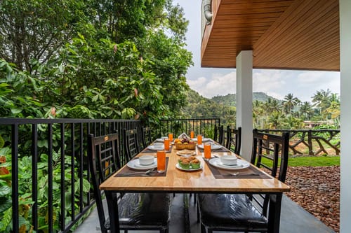Monte Crest Villa – 4 bedroom villa in Munnar, Kerala