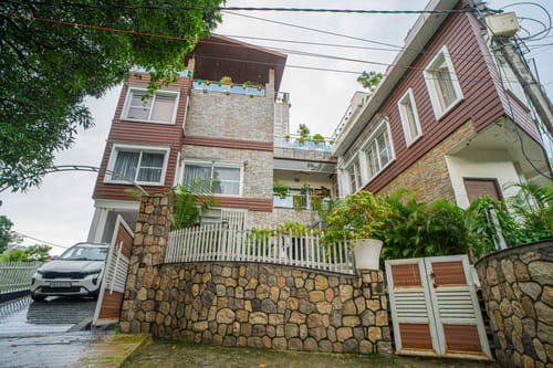 Sky Paradise | Pet-friendly 3-BHK Retreat With Gaming Zone, Home Theatre & Rooftop Gazebo – 3 bedroom villa in Dehradun, Uttarakhand