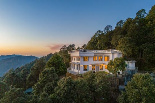 The Pink Magnolia – 4 bedroom villa in Mussoorie, Uttarakhand