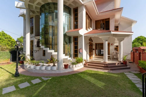 PleasantVille - Nahan