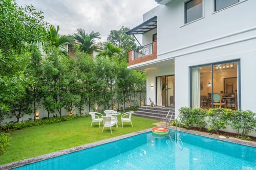 Laguna Aura | 4-BHK | Pvt Pool & Garden | Bar