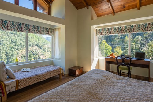 Hollyhock Cottage - Ramgarh – 3 bedroom villa in Mukteshwar, Uttarakhand