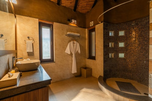 The Birdwood Estate – 6 bedroom villa in New Delhi, Delhi