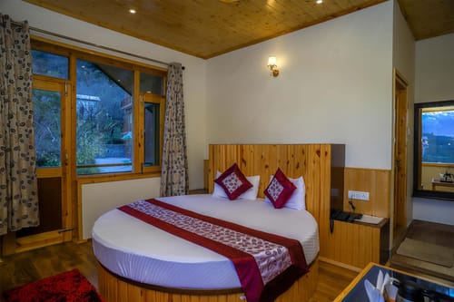 Stonehurst Cottage – 5 bedroom villa in Manali, Himachal Pradesh