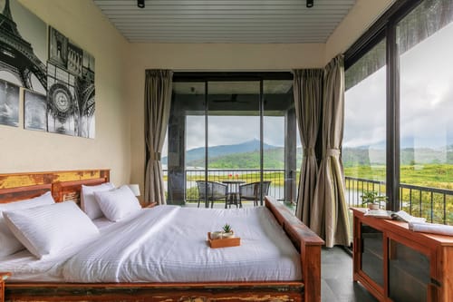 Sunset Boulevard – 6 bedroom villa in Karjat, Maharashtra