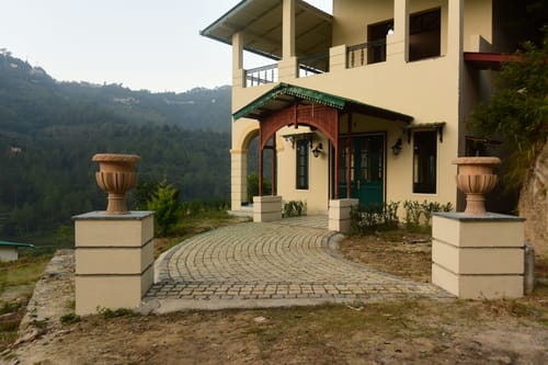 GlenBrook Estate Juniper | Hillside 1-BHK Suite with Shared Gazebo, Restro & Lounge Area Near Waterfall