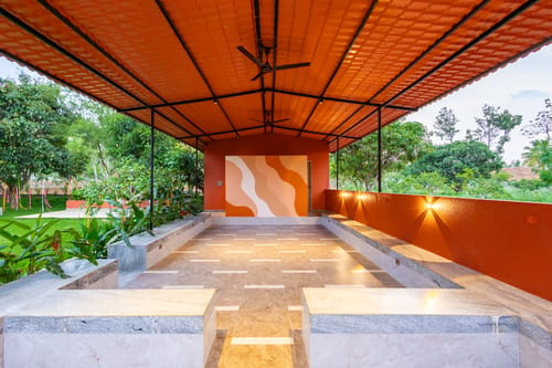 Tanira Farms Moonrise | Contemporary Pet- friendly Igloo Cottage with Pool, Bar and Garden – 1 bedroom villa in Bengaluru, Karnataka