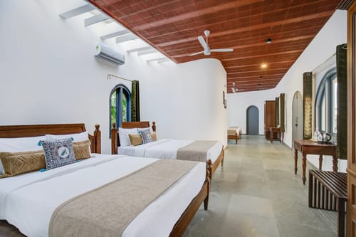 Urvi Regal Suite | Elegant Eco-friendly Retreat With Common Pool, Garden, Farm & Games Zone  – 1 bedroom villa in Bengaluru, Karnataka