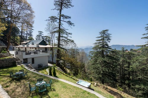 Pine Estate w/ Complimentary Breakfast – 6 bedroom villa in Shimla, Himachal Pradesh