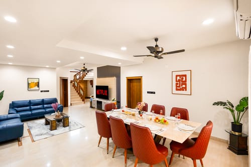 Valiyaveetil Mansion | 5-BHK Mansion With Private Pool, Home Theatre, Garden & Lift | Near New Marine Drive – 5 bedroom villa in Kochi, Kerala