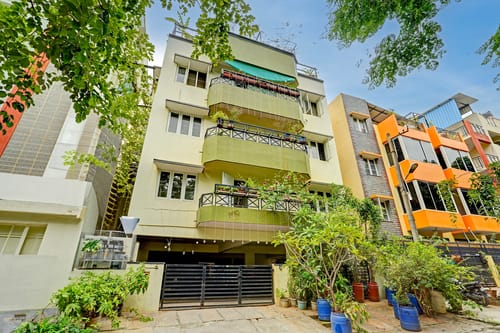 Saffron Breeze | 1-Room in an Apartment with Shared Living, Dining, Lift & Balcony | Women Only – 1 bedroom villa in Bengaluru, Karnataka
