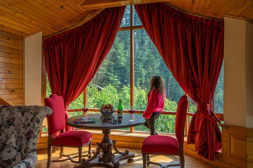 Maharani Suite @ The Imperial Estate – 1 bedroom villa in Manali, Himachal Pradesh