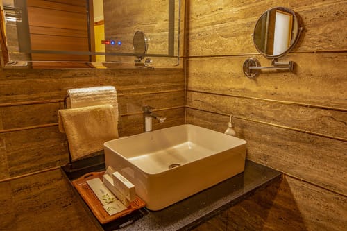 4 Rooms @ Golden Bliss Cottage - Ramgarh – 4 bedroom villa in Nainital, Uttarakhand