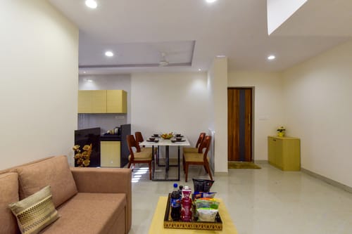 Auric Lake Villa | 2-BHK Villa With Shared Plunge Pool and Terrace| Near Fateh Sagar Lake – 2 bedroom villa in Udaipur, Rajasthan