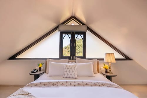 Willowdale ~ Duplex Suite – 4 bedroom villa in Bhimtal, Uttarakhand
