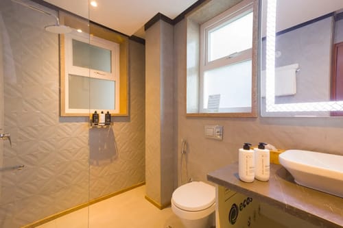 Skyline Brook | Cosy 2-BHK Apt With Scenic Views – 2 bedroom villa in Kasauli, Himachal Pradesh