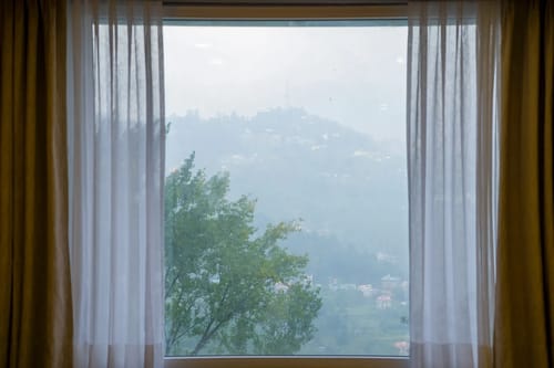 Evaara Woods Hilltop | 6-BHK Getaway With Common Garden & Sitting Area