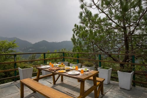 Suro Woodbine Chalet | Pet-friendly Suite With A Balcony, Restaurant & Outdoor Seating – 1 bedroom villa in Shimla, Himachal Pradesh