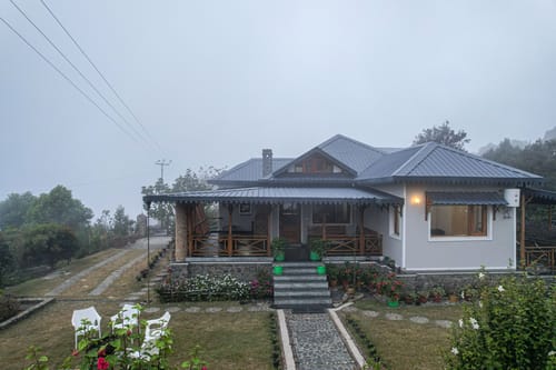 Tapovan Estate | 2-BHK With Kids’ Attic, Garden, Gazebo & Scenic Views – 3 bedroom villa in Nainital, Uttarakhand