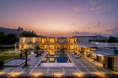 Middle Earth – 8 bedroom villa in Karjat, Maharashtra