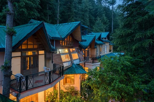 Wood House Retreat – 3 bedroom villa in Shimla, Himachal Pradesh