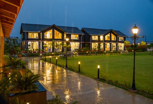 Esh Cottages Birch | Hillside 4-BHK Hideaway With Lush Garden, Common Pool, & Gaming Zone
