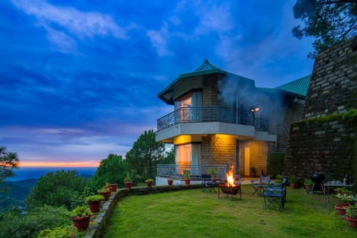 Gulmohar Estate – 5 bedroom villa in Kasauli, Himachal Pradesh