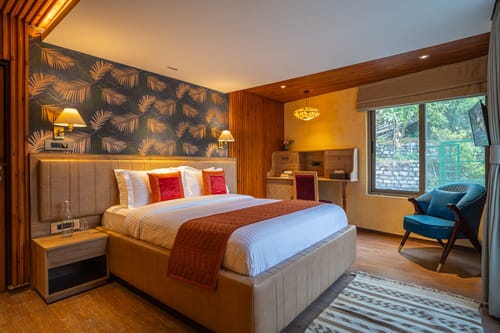 Blushing Pines Retreat | Stunning 3-BHK Hillside Villa with Attic, Indoor Pool & Outdoor lounge  – 3 bedroom villa in Nainital, Uttarakhand
