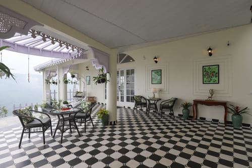 Nest @ Forktail House