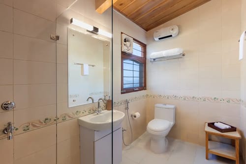 Lion's Den, Ramgarh – 6 bedroom villa in Nainital, Uttarakhand
