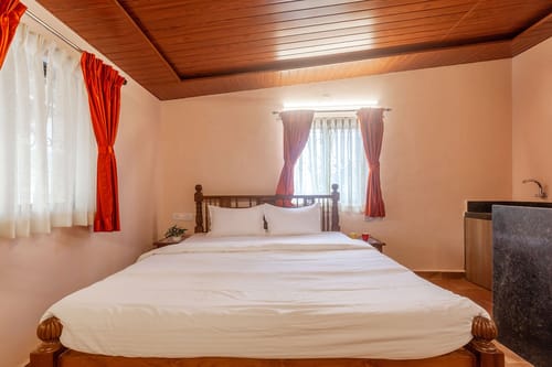 La Palm – 8 bedroom villa in Lonavala, Maharashtra