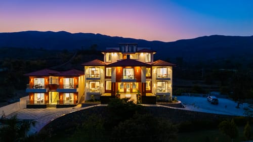 Godan Terra Cove | 6-BHK Retreat with Private Pool, Garden & Elevated Gazebo, featuring Stunning Hill & River Views – 6 bedroom villa in Udaipur, Rajasthan