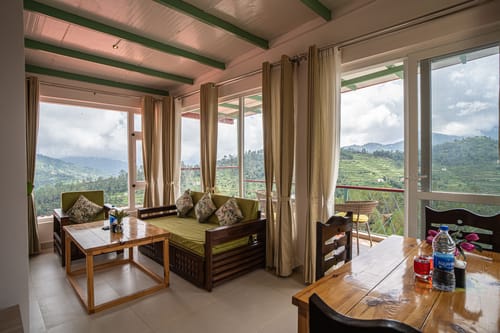 Adrushya | Stunning 1-BHK Retreat with Hill Views, Karaoke Room & Restaurant  – 1 bedroom villa in Mukteshwar, Uttarakhand
