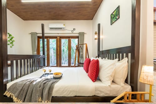 Cabanas Retreat | Tropical 5-BHK Escape Near Revdanda Beach With Private Pool, Garden & Outdoor Dining  – 5 bedroom villa in Alibaug, Maharashtra
