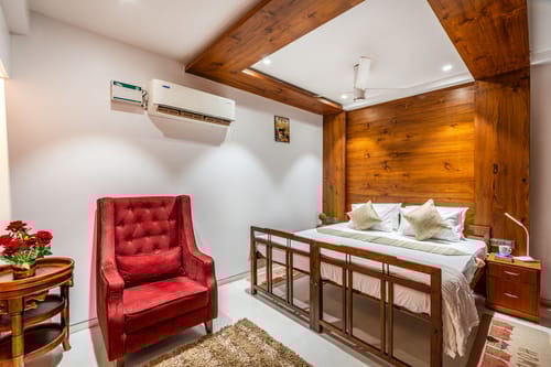 HSR Penthouse | Spacious 4-BHK Apartment with Living, Lounge Area, Study Room, Terrace & Balconies