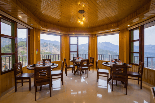 Pine Shadow Flamingo | Pet-friendly Hilltop Suite With Panoramic Views & Restaurant – 1 bedroom villa in Shimla, Himachal Pradesh