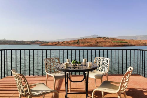 Nihira Farms w/ Lake View - Kamshet – 4 bedroom villa in Lonavala, Maharashtra