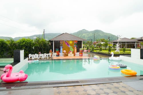 Celebrations and Offsites at Vista Villas in Karjat – 25 bedroom villa in Karjat, Maharashtra