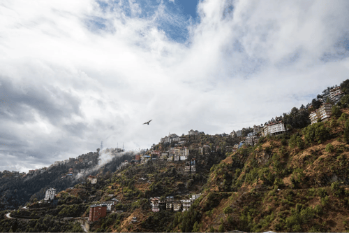 Cliff Crest | 2-BHK | Kitchen | Outdoor Sitting Area | Lift – 2 bedroom villa in Shimla, Himachal Pradesh