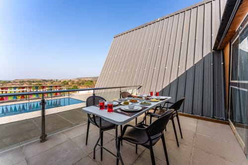 The Rising Sun – 6 bedroom villa in Karjat, Maharashtra