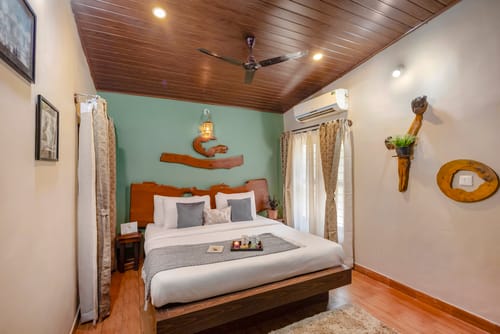 Twisted Tree Together | 2-BHK Pet-Friendly Villa with Shared Pool, Bar & Restaurant – 2 bedroom villa in Coorg, Karnataka