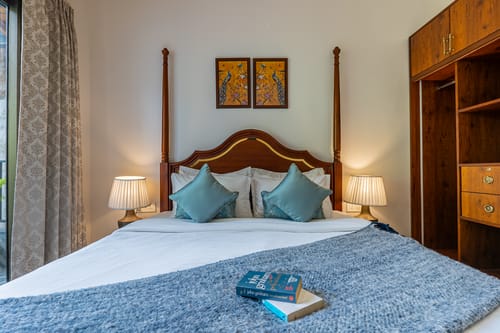Lakefront | 4-BHK Villa with Common Patio Seating, Attic and Outdoor Dining Area – 4 bedroom villa in Bhimtal, Uttarakhand