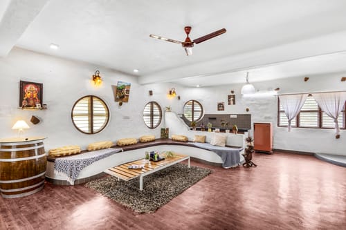 Khade Farms | 4-BHK Pet-Friendly Mudhouse Style Villa with Gazebo and Terrace – 4 bedroom villa in Bengaluru, Karnataka