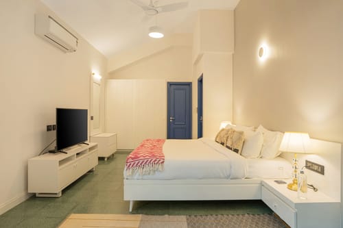 Casa Del Mar | Elegant 4-BHK Villa with Pool, Bars, TV Lounge, Gazebo & Terraces