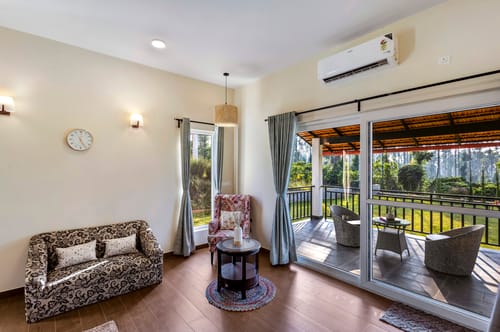 Tranquility | 5-BHK Pet-Friendly Villa With Pool, Jacuzzi, Terrace Sit Out and Garden Area – 5 bedroom villa in Coorg, Karnataka