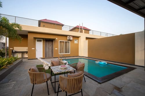 Heaven in Hills Kahili | Pet-friendly 2-BHK Villa With Private Pool & Garden  – 2 bedroom villa in Udaipur, Rajasthan