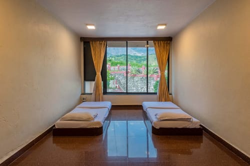 Vista Dazzle – 6 bedroom villa in Karjat, Maharashtra