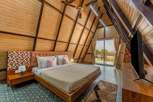 The Rising Sun – 6 bedroom villa in Karjat, Maharashtra