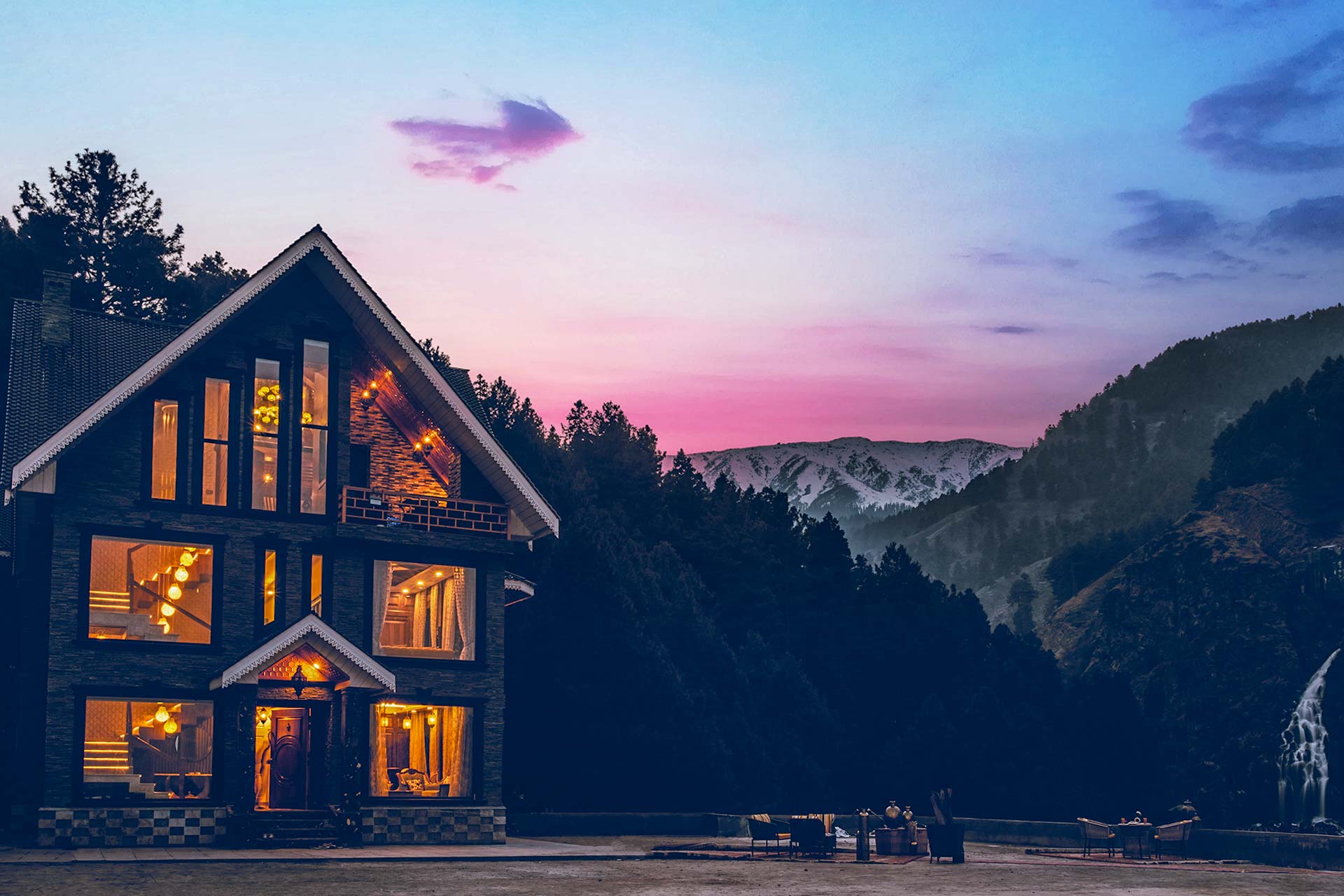 Suite Room @ Frozen Fall - Tangmarg w/ Breakfast Included